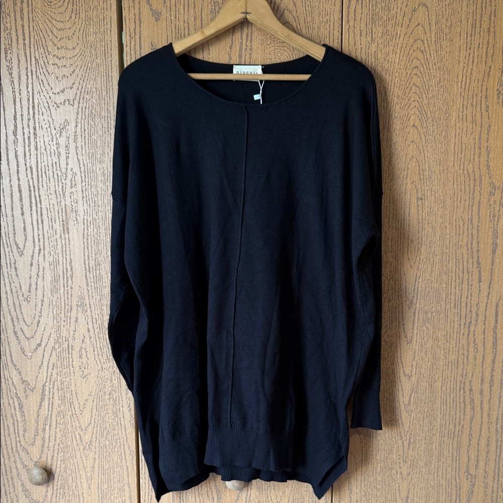 NWT Nineixs Black Boat Neck Blouse Women’s M/L Lightweight Long Sleeve Pullover